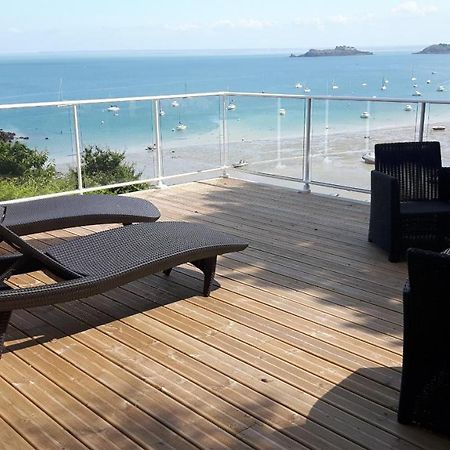 Appartement Cancale Port mer, les pieds dans l'eau Extérieur photo