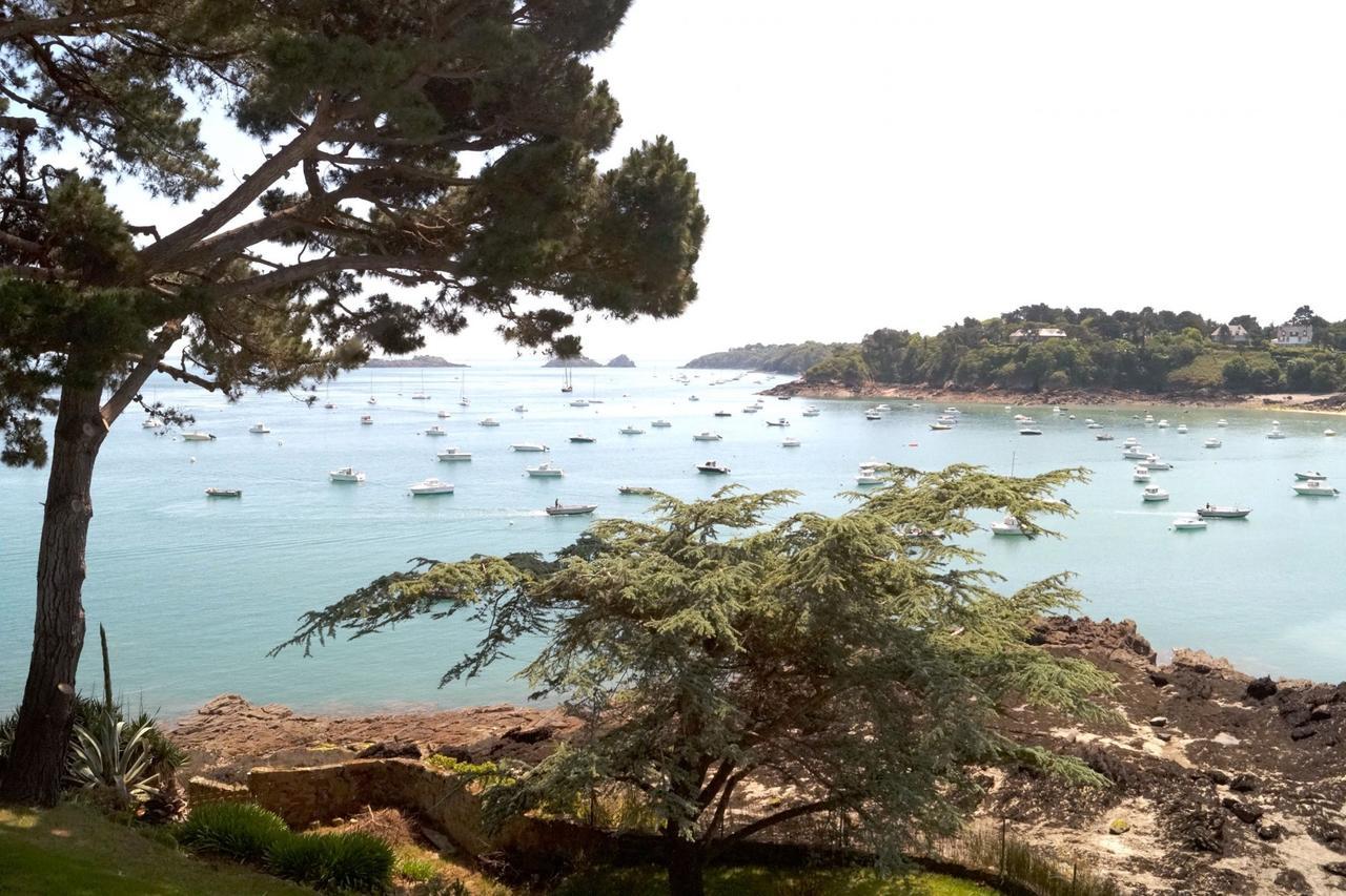 Appartement Cancale Port mer, les pieds dans l'eau Extérieur photo