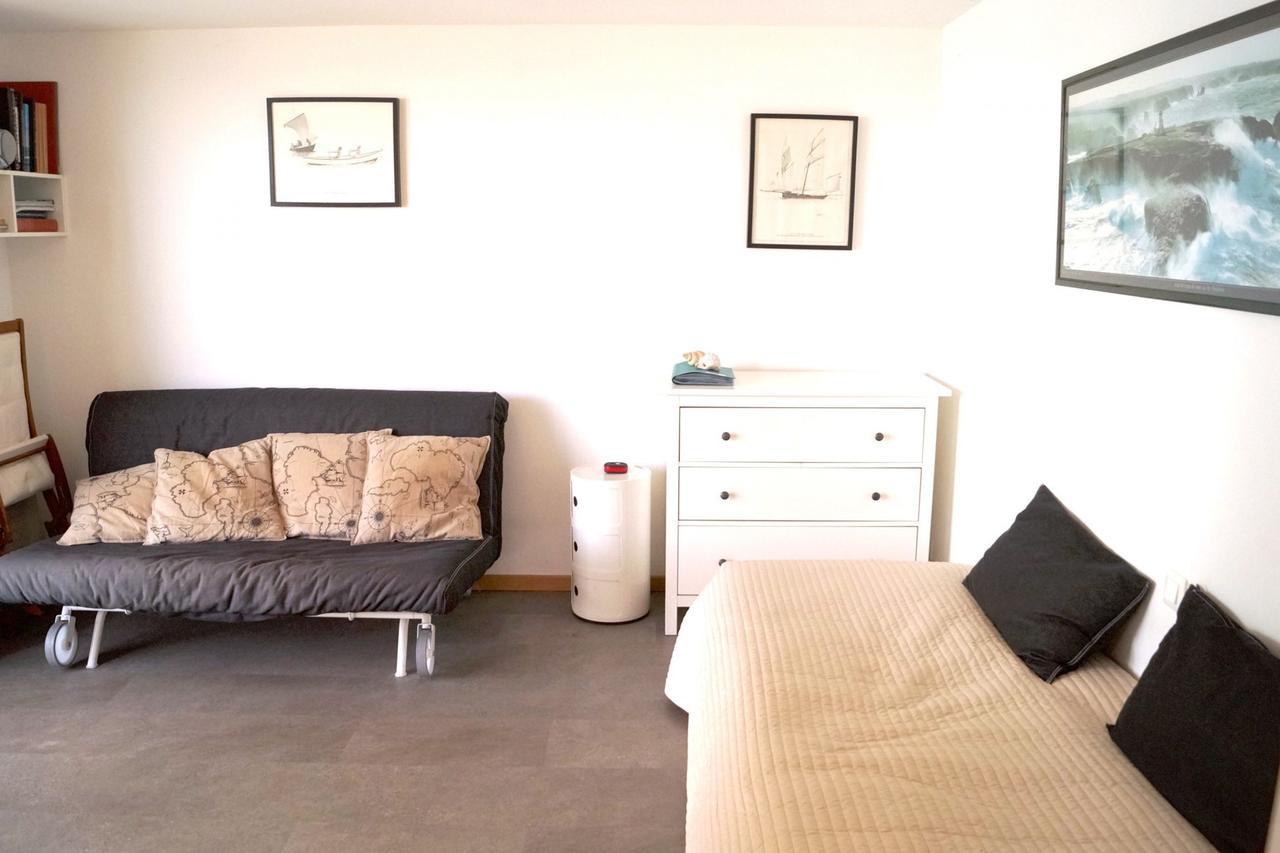Appartement Cancale Port mer, les pieds dans l'eau Extérieur photo